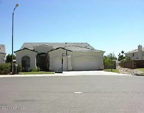 1141 E Tuckey Ln, Phoenix, AZ 85014 photo 1