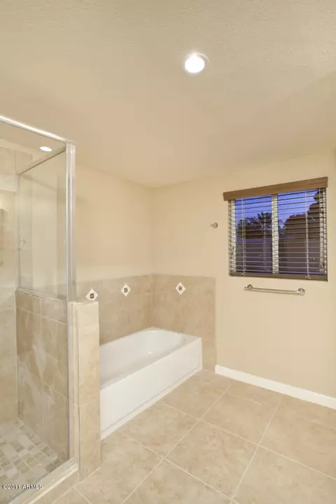 4911 E Piccadilly Rd, Phoenix, AZ 85018 photo 11