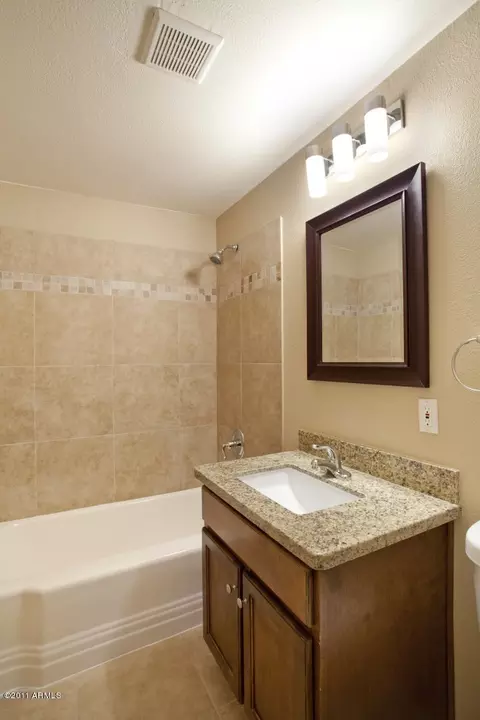 4911 E Piccadilly Rd, Phoenix, AZ 85018 photo 17