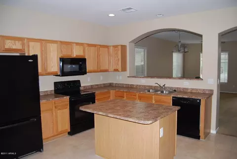 4568 E Sundance Ave, Gilbert, AZ 85297 photo 3