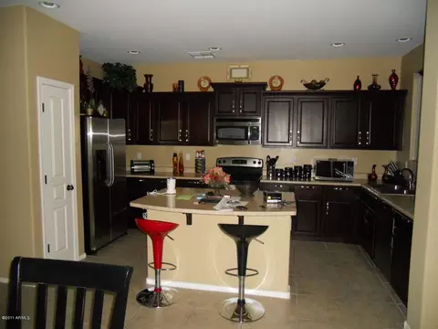73 E Catclaw St, Gilbert, AZ 85296 photo 1