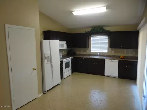 2142 W Renaissance Ave, Apache Junction, AZ 85120 photo 6