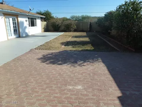 2345 E Shaw Butte Dr, Phoenix, AZ 85028 photo 12
