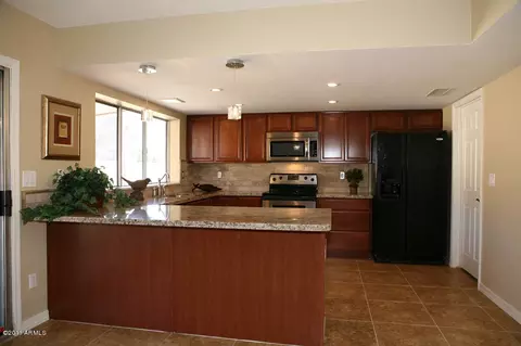 4654 E La Puente Ave, Phoenix, AZ 85044 photo 2