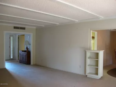 105 E Calavar Rd, Phoenix, AZ 85022 photo 8