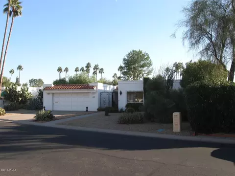 105 E Calavar Rd, Phoenix, AZ 85022 photo 1