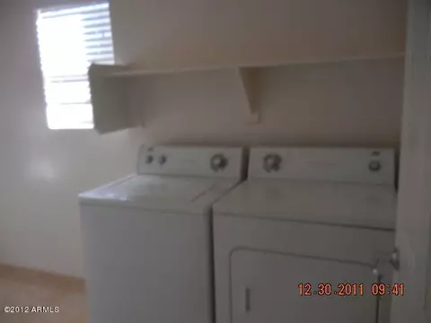 1696 S Falcon Dr, Gilbert, AZ 85295 photo 10