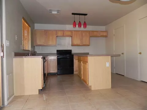 21846 N 40th Pl, Phoenix, AZ 85050 photo 3