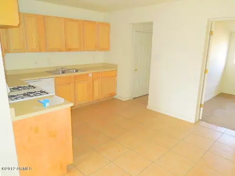 3326 E Oak St, Phoenix, AZ 85008 photo 12