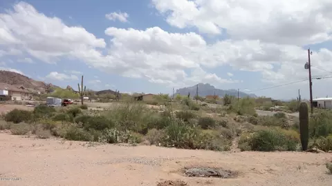 5239 N Ironwood Dr, Apache Junction, AZ 85120 photo 9