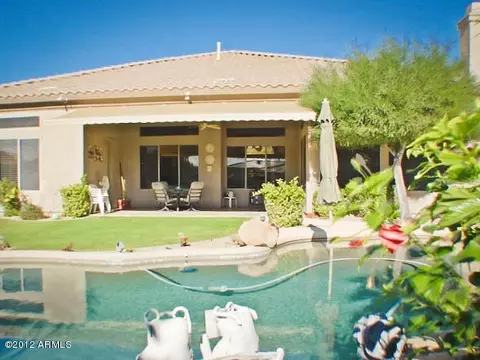 4819 E Patrick Ln, Phoenix, AZ 85054 photo 9