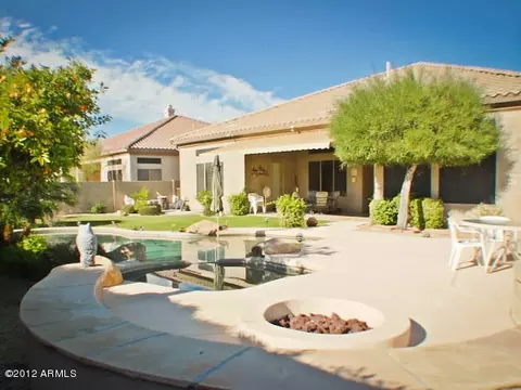 4819 E Patrick Ln, Phoenix, AZ 85054 photo 7