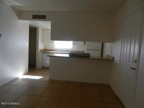 6126 W Mitchell Dr, Phoenix, AZ 85033 photo 6