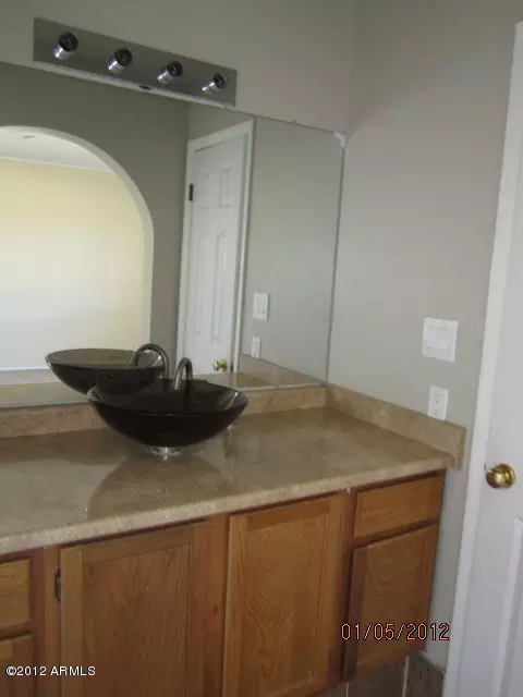 906 E Huber St, Mesa, AZ 85203 photo 8
