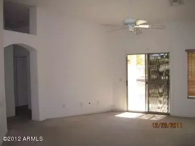 9133 W Serrano St, Phoenix, AZ 85037 photo 4