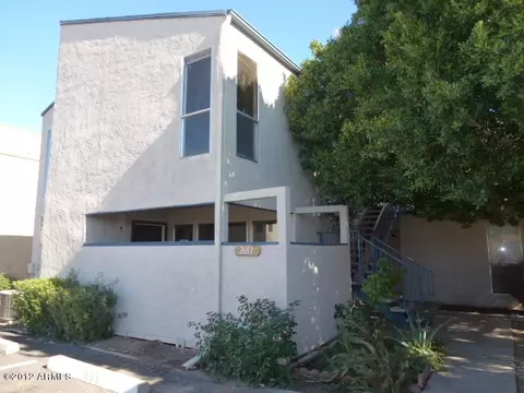 2683 E Oakleaf Dr, Tempe, AZ 85288 photo 1
