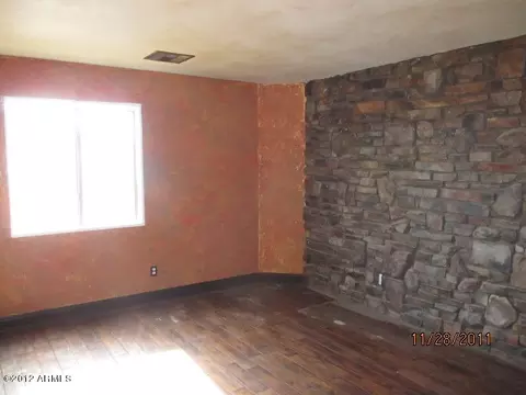 2923 S 71st Dr, Phoenix, AZ 85043 photo 8