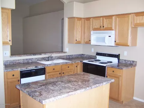 1844 E Palomino Dr, Gilbert, AZ 85296 photo 2