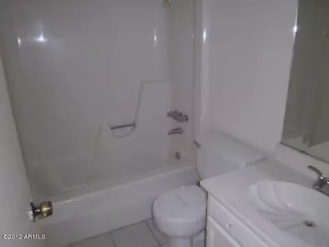 4134 E Pleasant Ln, Phoenix, AZ 85042 photo 15
