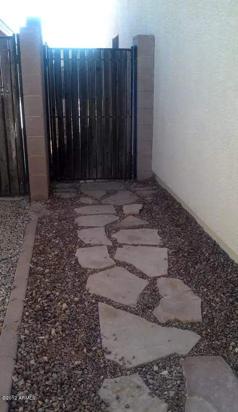2019 E Wagoner Rd, Phoenix, AZ 85022 photo 3