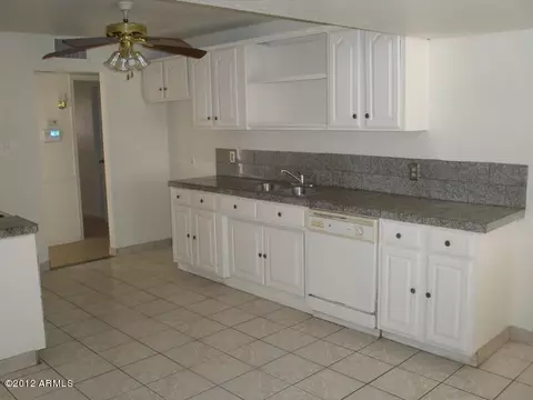 3003 W Bethany Home Rd, Phoenix, AZ 85017 photo 2