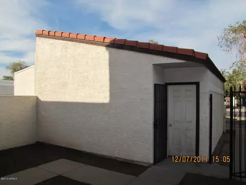 443 E Hidalgo Ave, Phoenix, AZ 85040 photo 2