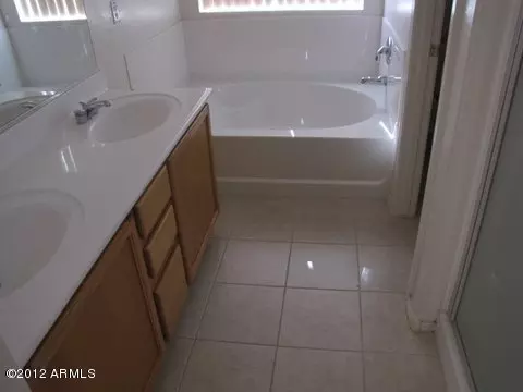 1285 E Birdland Dr, Gilbert, AZ 85297 photo 8