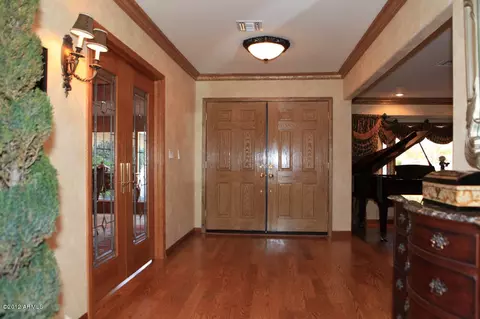 4659 E Rockridge Rd, Phoenix, AZ 85018 photo 6