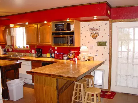 393 N Macrae Rd, Coolidge, AZ 85128 photo 2