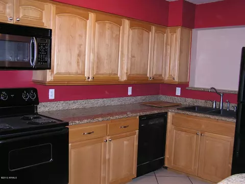 2917 E Avalon Dr, Phoenix, AZ 85016 photo 3
