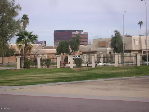 4430 E Wood St, Phoenix, AZ 85040 photo 2