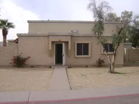 4430 E Wood St, Phoenix, AZ 85040 photo 1
