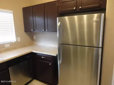 902 N Quartz St, Gilbert, AZ 85234 photo 3