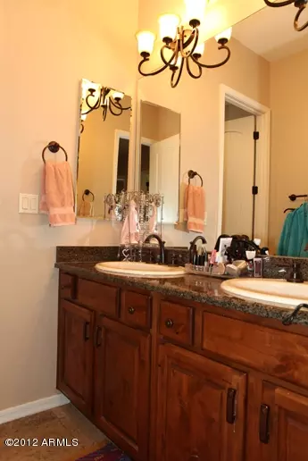 3724 E Bryce Ln, Phoenix, AZ 85050 photo 20