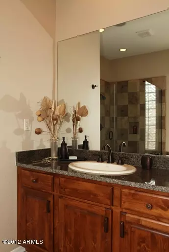 3724 E Bryce Ln, Phoenix, AZ 85050 photo 18