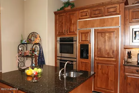 3724 E Bryce Ln, Phoenix, AZ 85050 photo 7