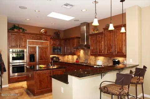 3724 E Bryce Ln, Phoenix, AZ 85050 photo 6