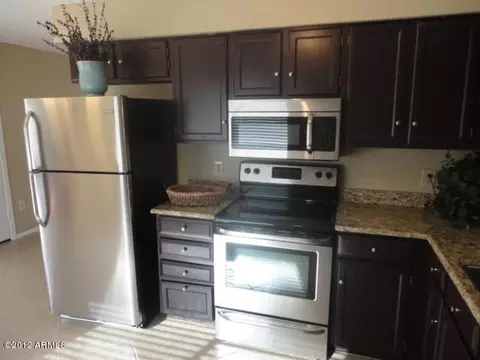 5107 E Nambe St, Phoenix, AZ 85044 photo 4