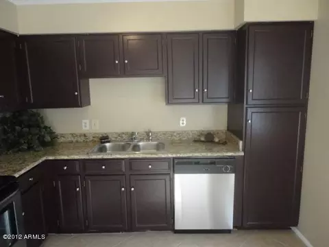 5107 E Nambe St, Phoenix, AZ 85044 photo 5
