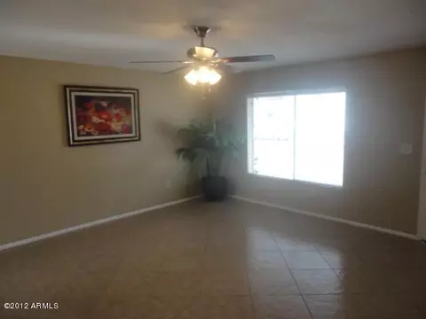 5107 E Nambe St, Phoenix, AZ 85044 photo 8