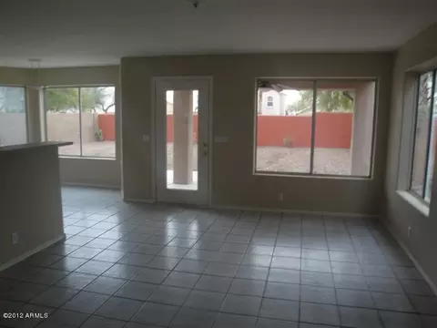 4237 E Raven Rd, Phoenix, AZ 85044 photo 3