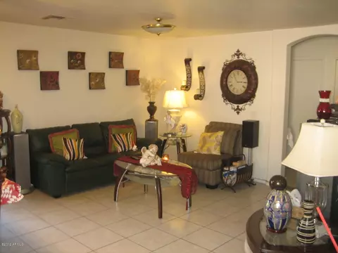 327 S 89th Pl, Mesa, AZ 85208 photo 3