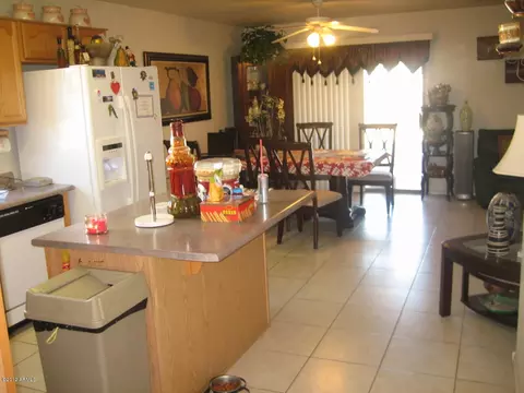 327 S 89th Pl, Mesa, AZ 85208 photo 4