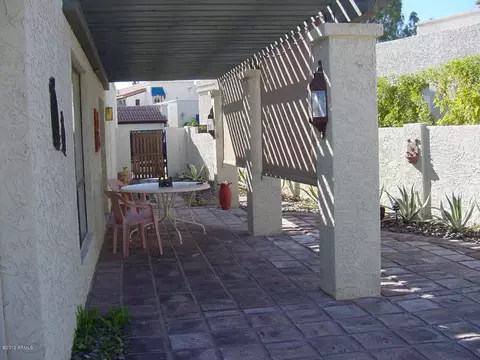 4626 E Valley View Dr, Phoenix, AZ 85044 photo 5