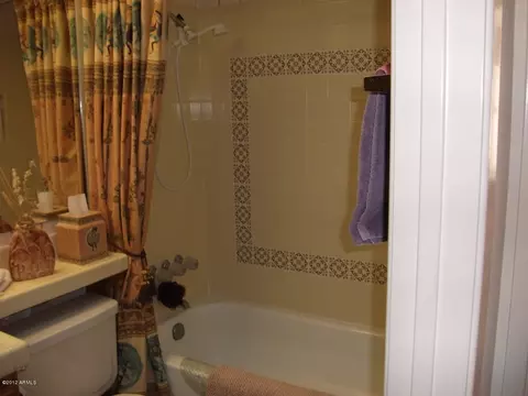 4626 E Valley View Dr, Phoenix, AZ 85044 photo 10