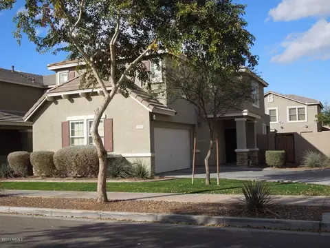 2338 E Pecan Rd, Phoenix, AZ 85040 photo 1