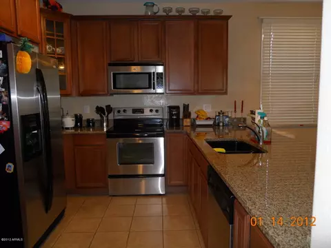 2338 E Pecan Rd, Phoenix, AZ 85040 photo 3