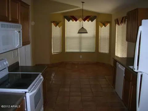 2155 E Pinto Dr, Gilbert, AZ 85296 photo 2