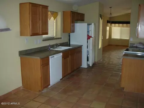 2155 E Pinto Dr, Gilbert, AZ 85296 photo 3