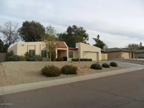 1118 E Rowlands Ln, Phoenix, AZ 85022 photo 2